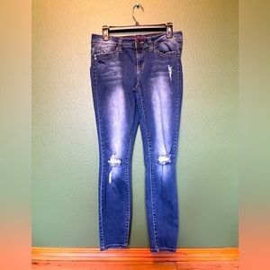 YMI wanna better butt ripped skinny jeans